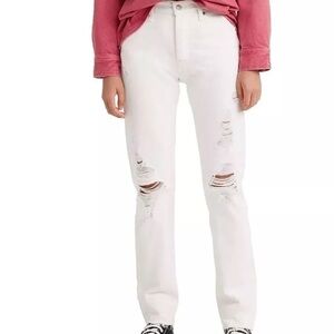 Host Pick 💕 NWT Levi’s 501 Original Jeans Ripped Distressed High Rise Button Fly